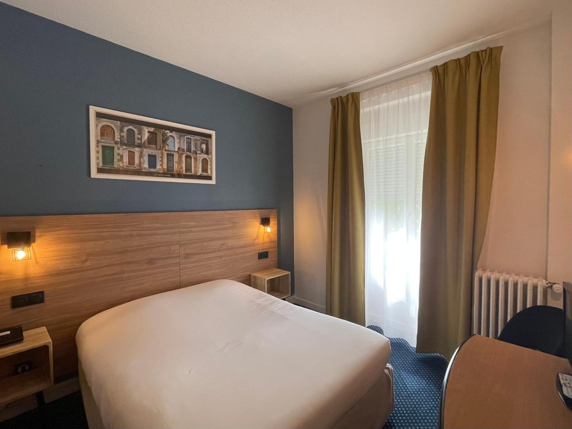 Hotel Le Progres Angers Exterior photo