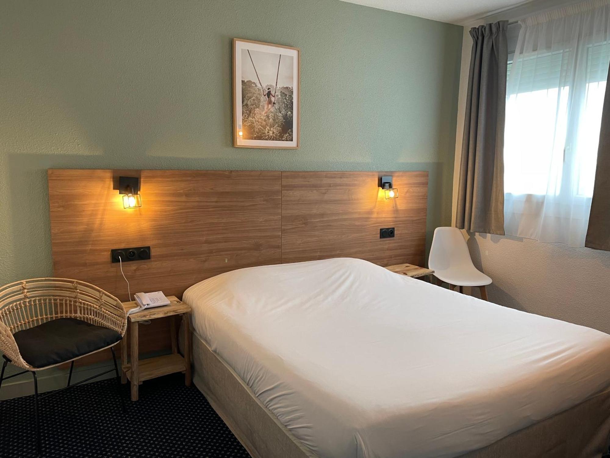 Hotel Le Progres Angers Exterior photo