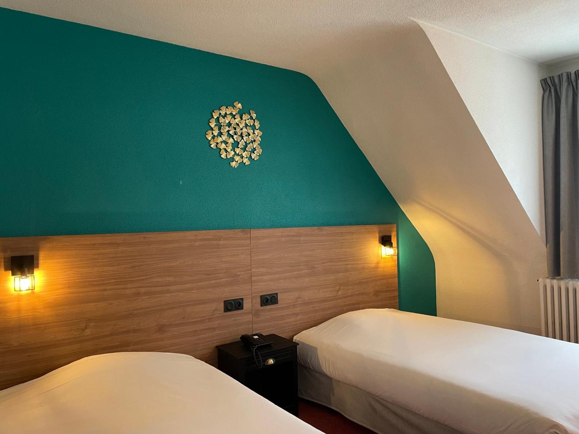 Hotel Le Progres Angers Exterior photo