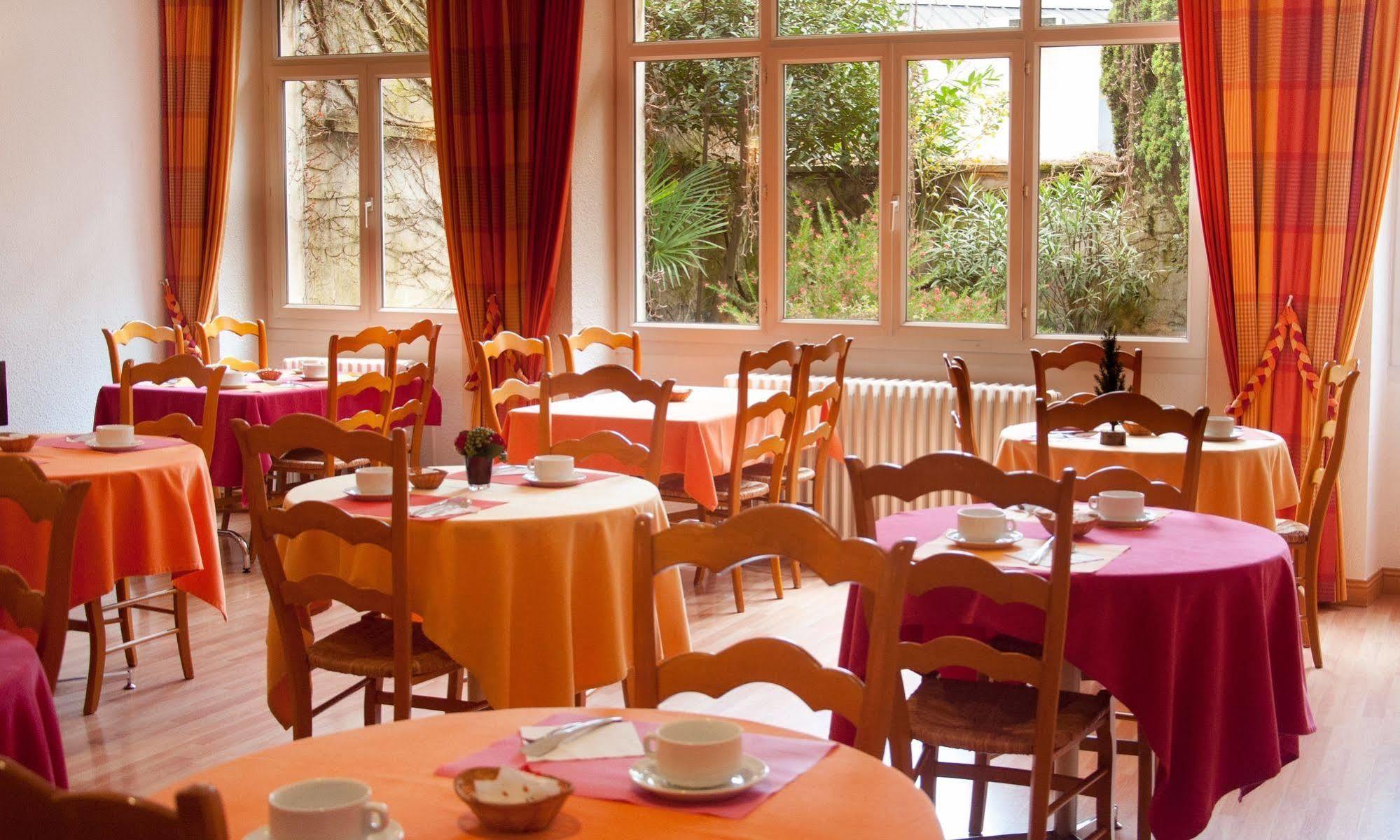 Hotel Le Progres Angers Exterior photo